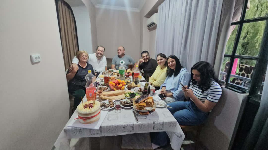 პოსტის ფოტო